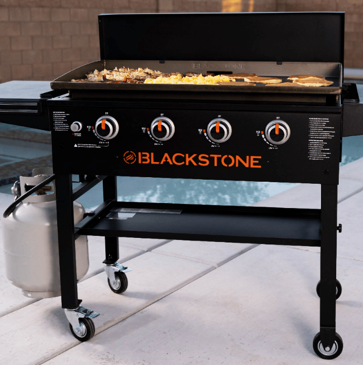 Blackstone 1554 Station 4 Burner Gas Grill